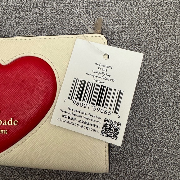 Kate Spade Madison Puffy Heart Medium Bifold Wallet Meringue - Picture 5 of 6